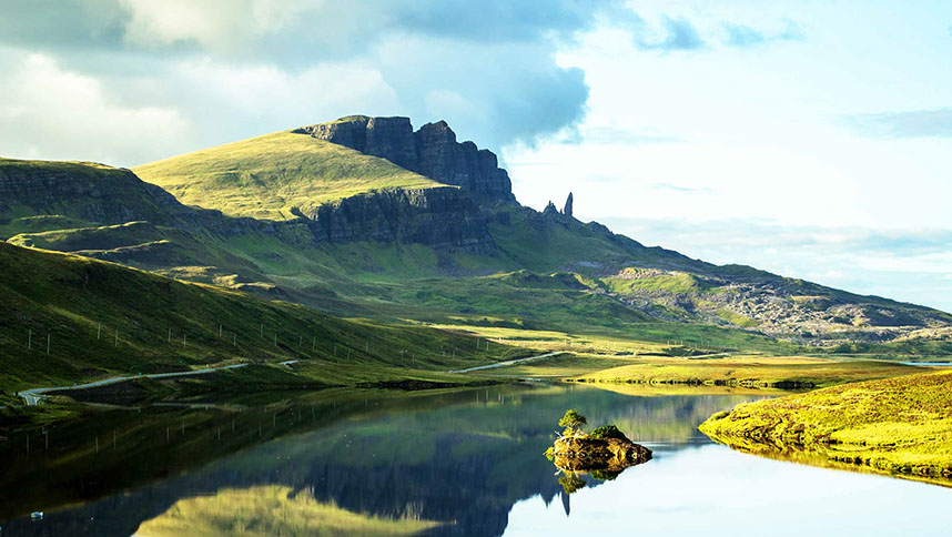 Storr Glass Studio provide Bespoke Glass Creations and Courses on Glass Making on Skye